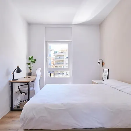 Iluminado Y Acogedor Piso En