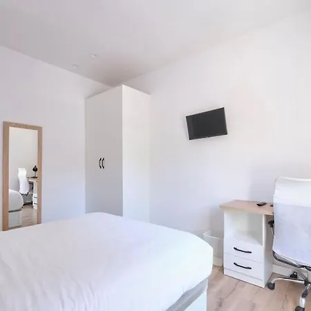 Iluminado Y Acogedor Piso En * סלאמנקה